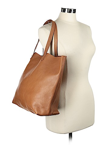 Cuyana Leather Tote (view 2)