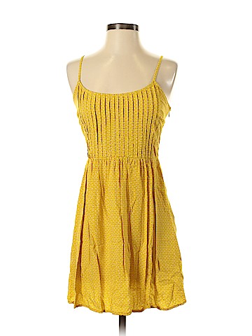 Old Navy Casual Dress (view 1)