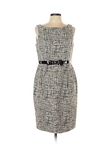 Carmen Marc Valvo Casual Dress (view 1)