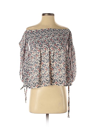 American Eagle Outfitters 3/4 Sleeve Blouse (view 1)