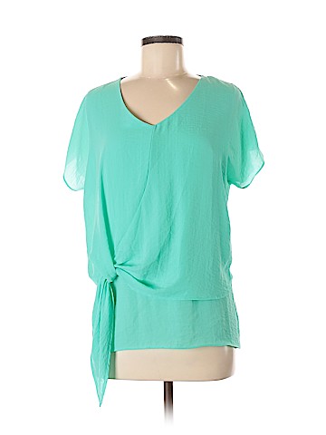 a.n.a. A New Approach Short Sleeve Blouse (view 1)