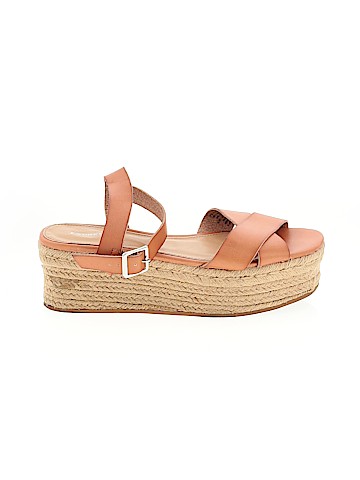 Express Wedges (view 1)