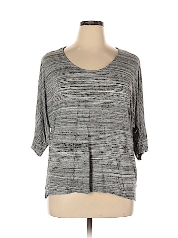 New York & Company Short Sleeve Top (view 1)