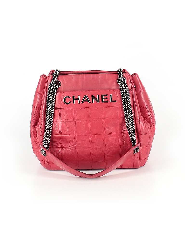 Chanel 100% Leather Solid Red Leather Shoulder Bag One Size - 62% off ...