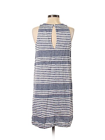 Old Navy Casual Dress (view 2)