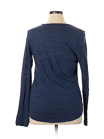 Gap Long Sleeve T-Shirt (view 2)