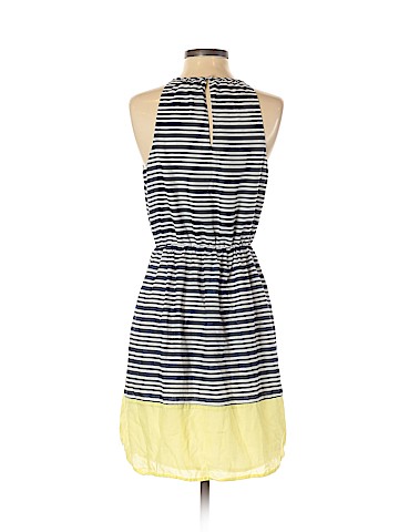 Old Navy Casual Dress (view 2)