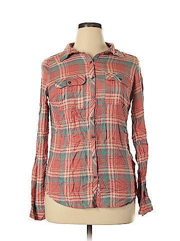 Maurices Long Sleeve Button-Down Shirt (view 1)