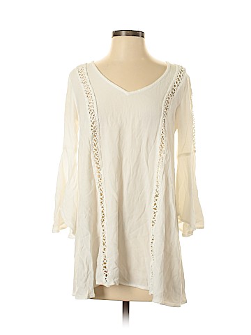 O'Neill 3/4 Sleeve Blouse (view 1)