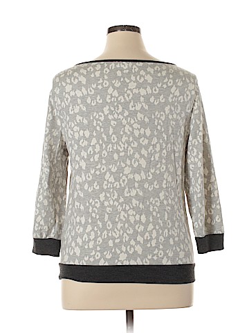 Three Dots Sweatshirt (view 2)