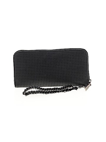 Unbranded Wristlet (view 1)