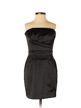 White House Black Market Size 00