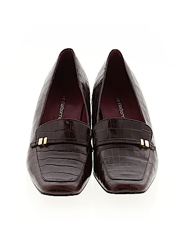 Liz Claiborne Heels (view 2)