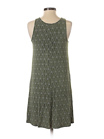 Old Navy Casual Dress (view 2)