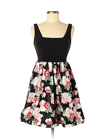 Alice + Olivia Casual Dress (view 1)