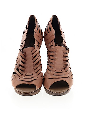 Banana Republic Heels (view 2)