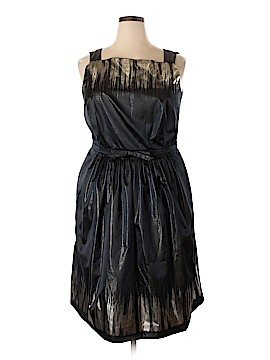 Carmen Marc Valvo Size 18 Plus