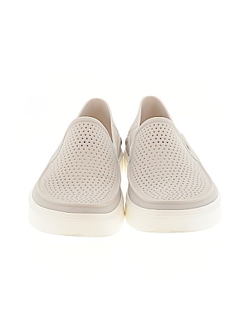 Crocs Sneakers (view 2)