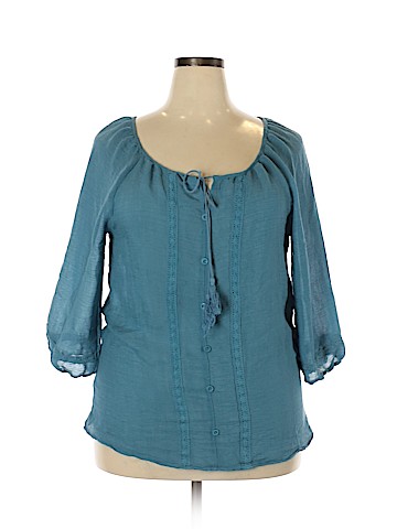 Araza 3/4 Sleeve Blouse (view 1)