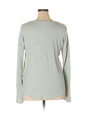 American Eagle Outfitters Pullover Sweater (view 2)