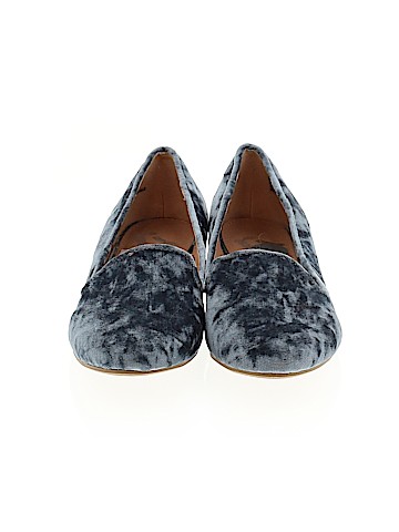 REPORT Flats (view 2)