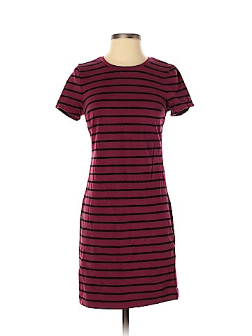 Old Navy Casual Dress (view 1)