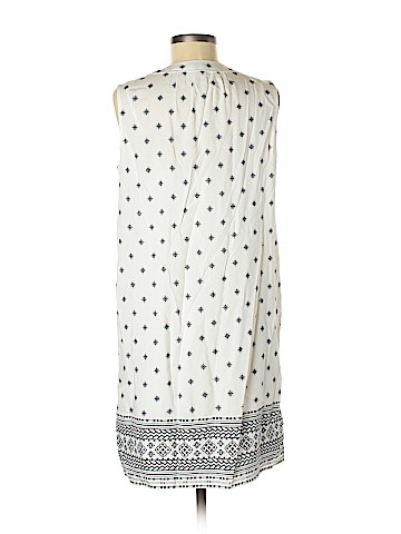 Old Navy Casual Dress (view 2)