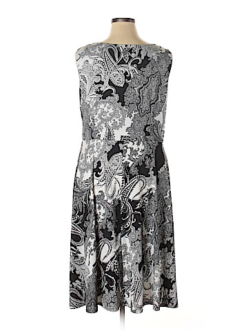 Chelsea Suite Casual Dress (view 2)