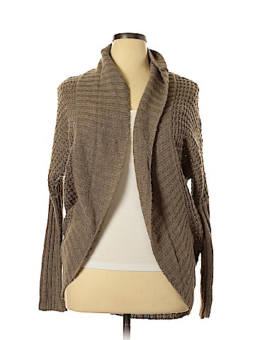Quinn Cardigan (view 1)