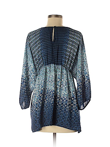 Romeo & Juliet Couture 3/4 Sleeve Blouse (view 2)