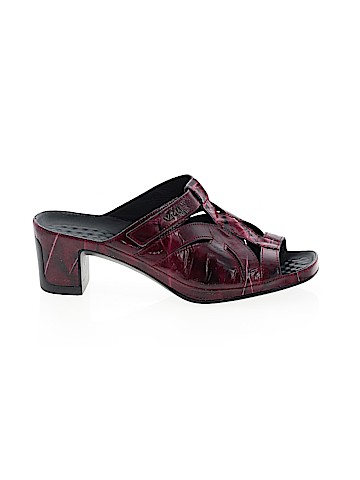 Vital Mule/Clog (view 1)