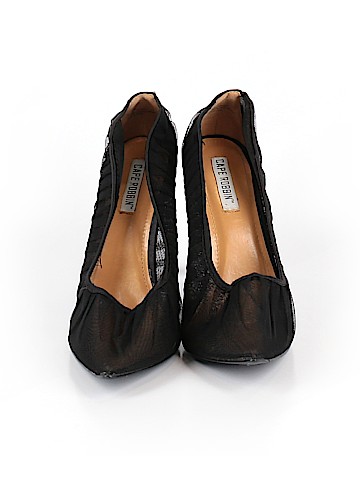 Cape Robbin Heels (view 2)