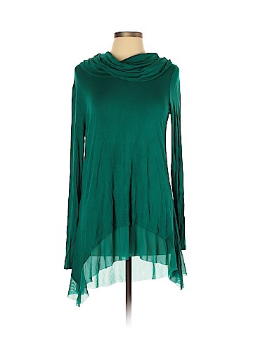 Neiman Marcus Long Sleeve Top (view 1)
