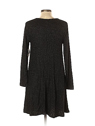 Old Navy Casual Dress (view 2)