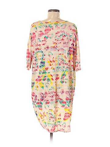 Lularoe 3/4 Sleeve T-Shirt (view 2)