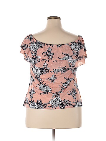 Loralette Sleeveless Top (view 2)