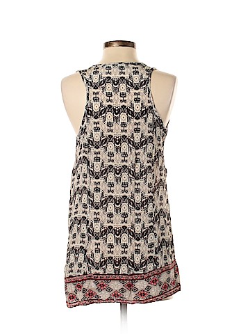 Tolani Sleeveless Silk Top (view 2)