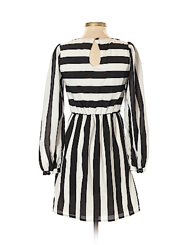 Xhilaration Casual Dress (view 2)