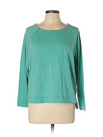 Old Navy Long Sleeve T-Shirt (view 1)