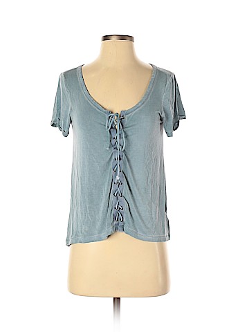 American Eagle Outfitters Short Sleeve Top (view 1)
