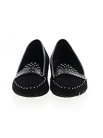 REPORT Flats (view 2)