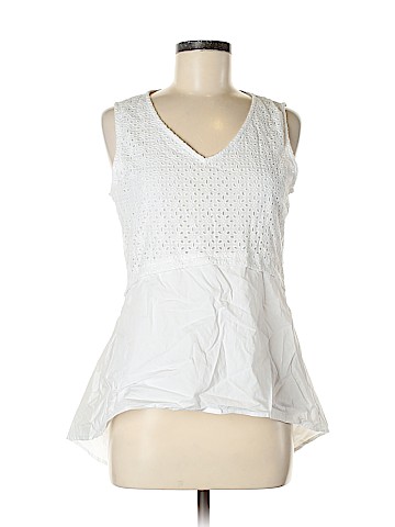 HD in Paris Sleeveless Blouse (view 1)