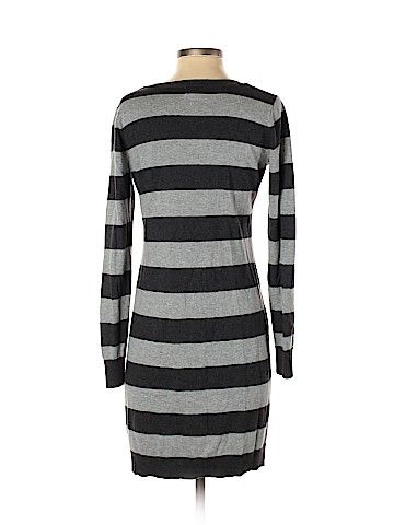 Old Navy Casual Dress (view 2)