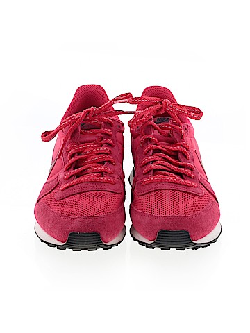 Nike Sneakers (view 2)