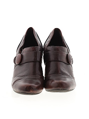 Clarks Heels (view 2)