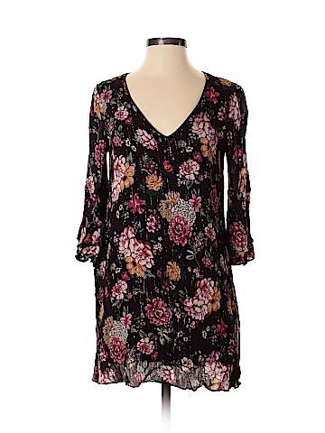 Everly Casual Dress (view 1)