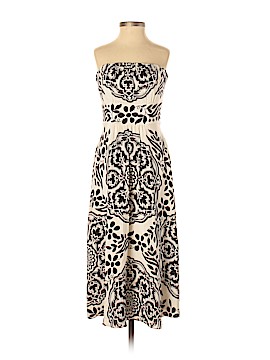 White House Black Market Size 00