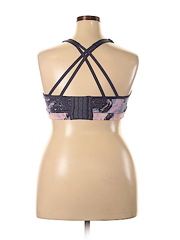 Livi Active Sports Bra (view 2)