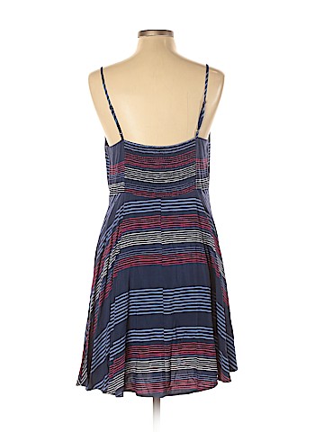 Old Navy Casual Dress (view 2)