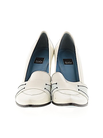 Biala Heels (view 2)